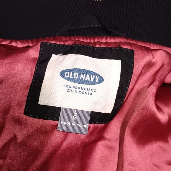 Womens oldnavy Bomber jacket size large in great condition black - Picture 4 of 8